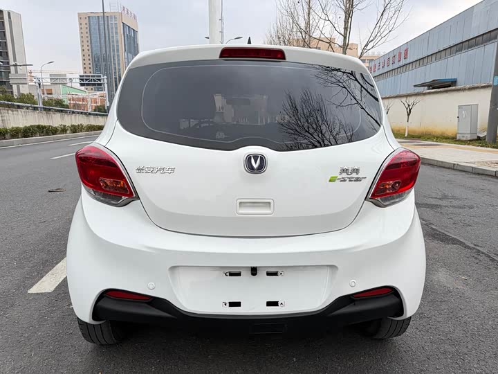 Фото 5 - Changan BenBen E-Star