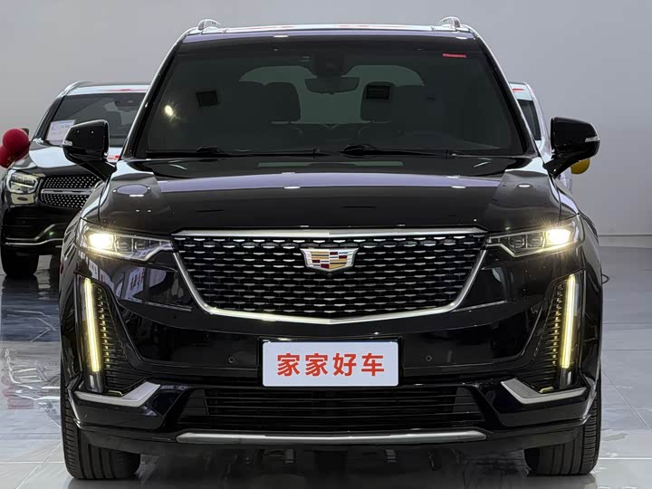 Фото 2 - Cadillac XT6