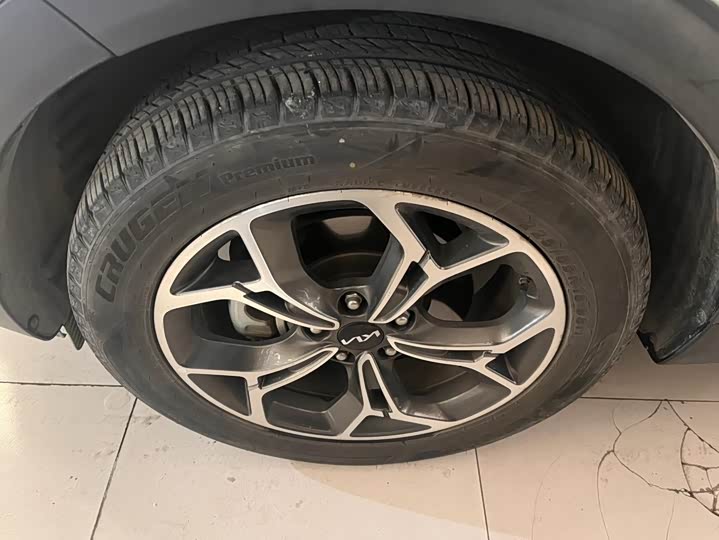 Фото 5 - Kia KX5