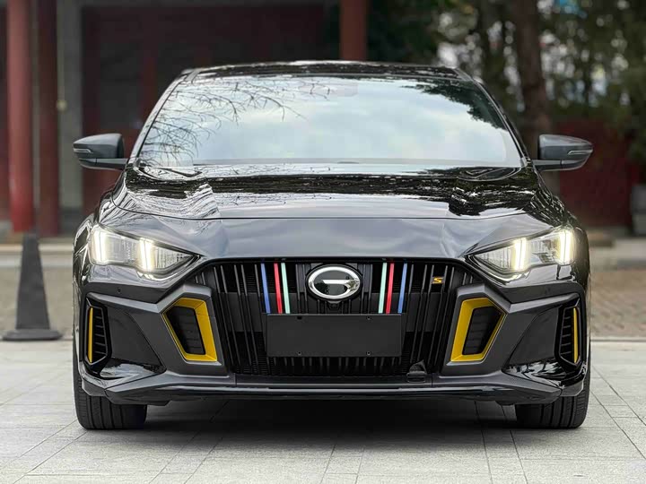 Фото 2 - GAC Trumpchi Empow R