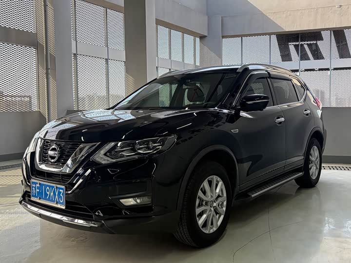 Фото 1 - Nissan X-Trail
