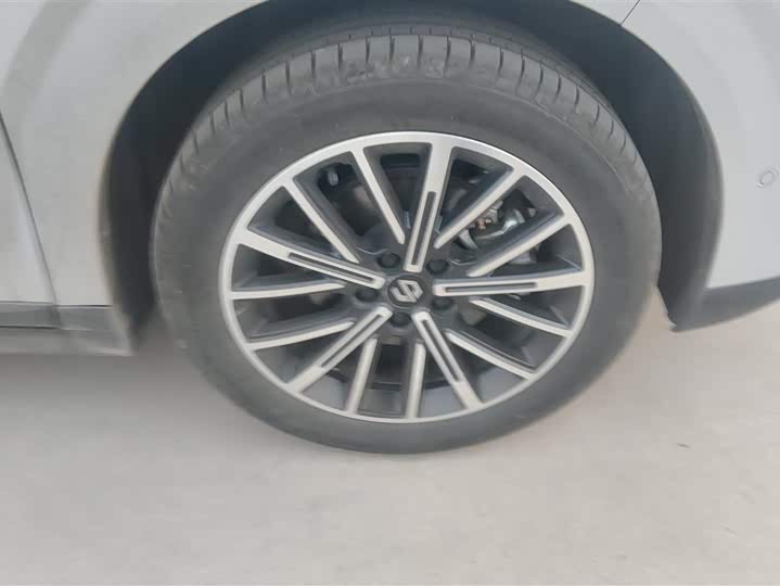 Фото 6 - Leapmotor B10