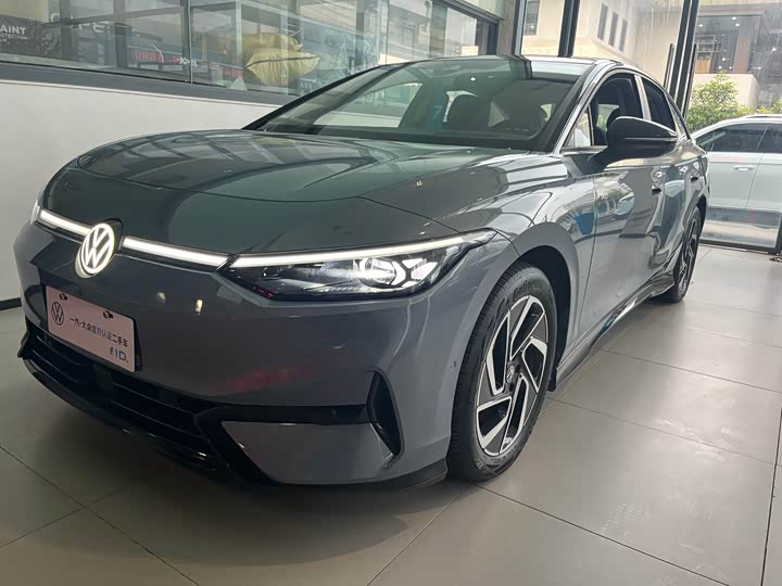 Фото 1 - Volkswagen ID.7 Vizzion