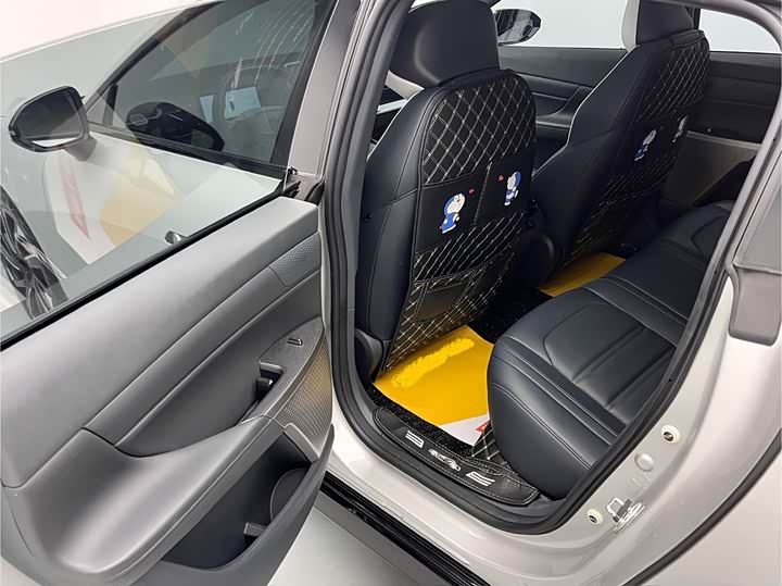 Фото 9 - Dongfeng Yipai eπ 007