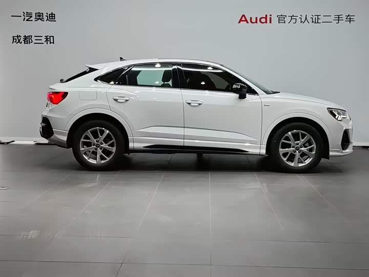 Фото 3 - Audi Q3 Sportback