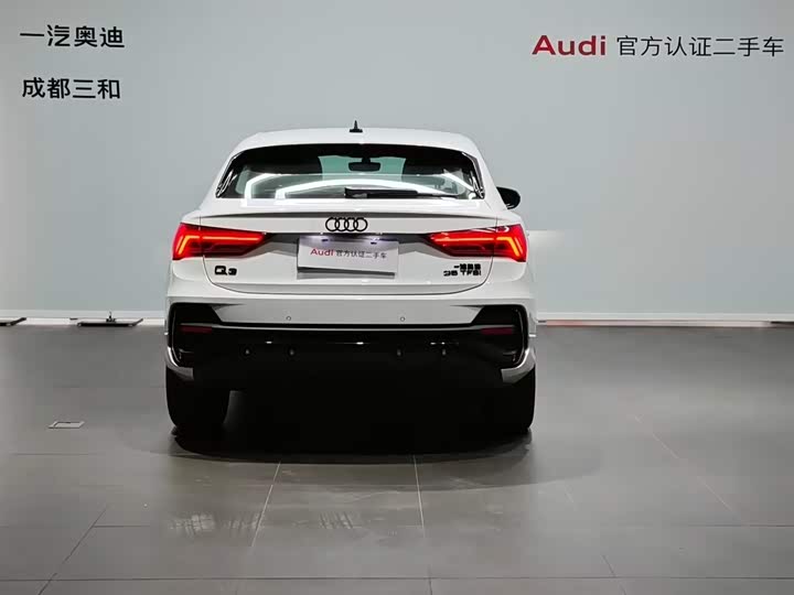 Фото 5 - Audi Q3 Sportback