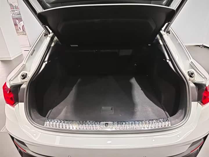 Фото 9 - Audi Q3 Sportback