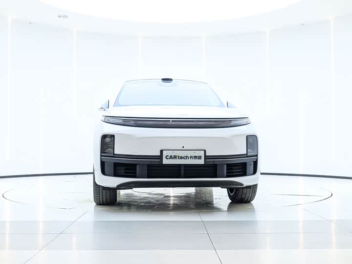 Photo 2 - LiXiang L7