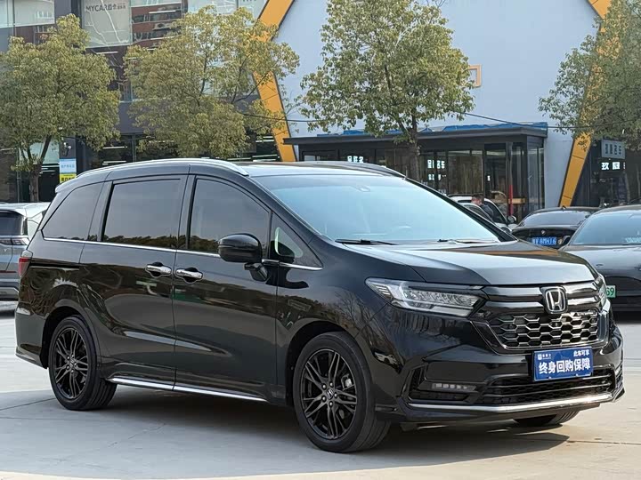 Фото 3 - Honda Odyssey