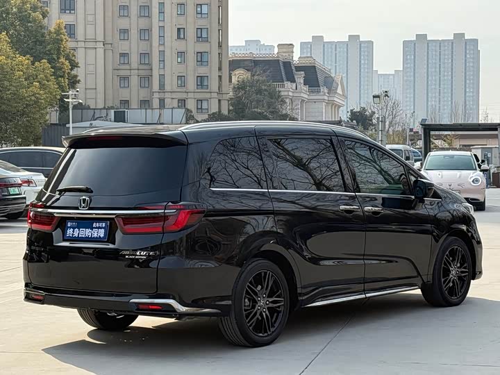 Фото 7 - Honda Odyssey