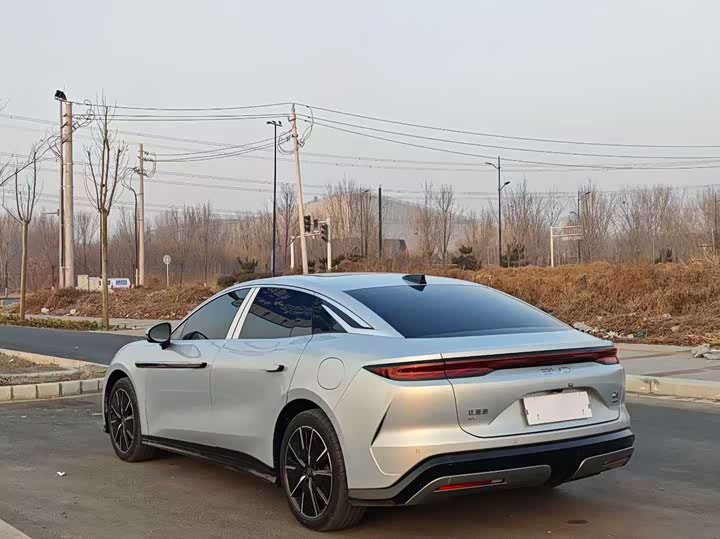 Фото 7 - BYD Han L