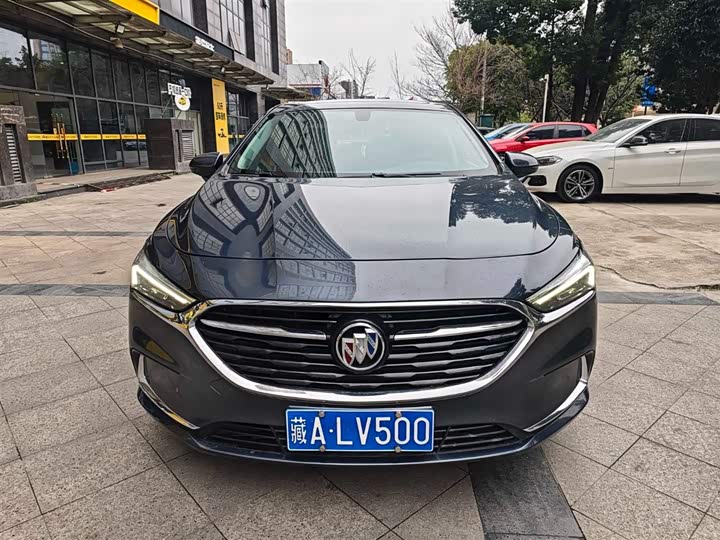 Фото 2 - Buick LaCrosse