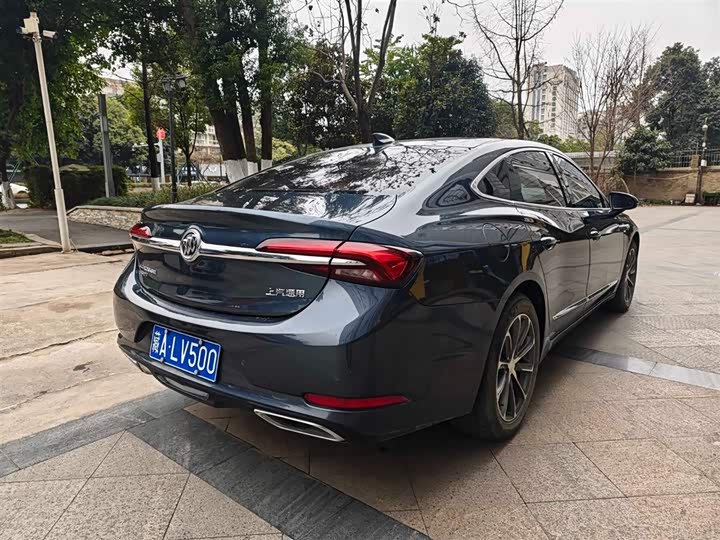 Фото 5 - Buick LaCrosse