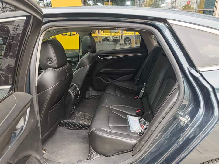 Фото 7 - Buick LaCrosse