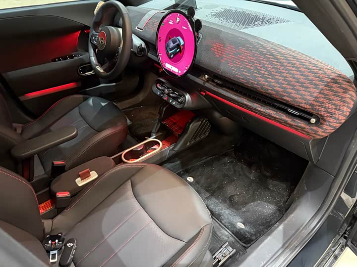 Фото 8 - Mini Cooper