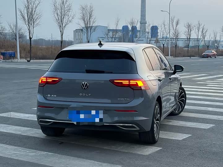 Фото 7 - Volkswagen Golf