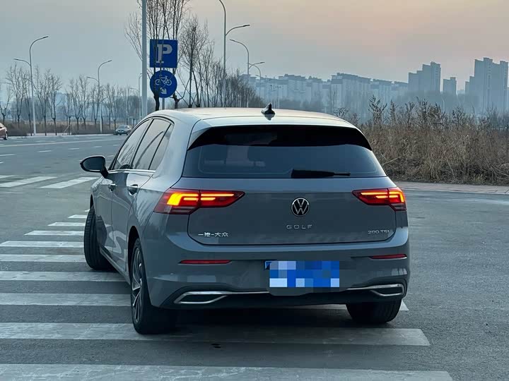 Фото 9 - Volkswagen Golf