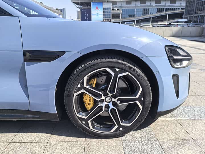 Фото 7 - Xiaomi SU7