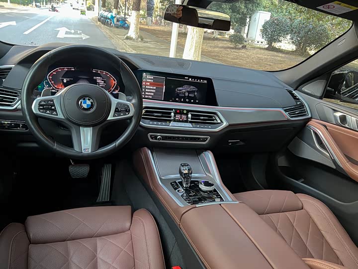 Фото 9 - BMW X6