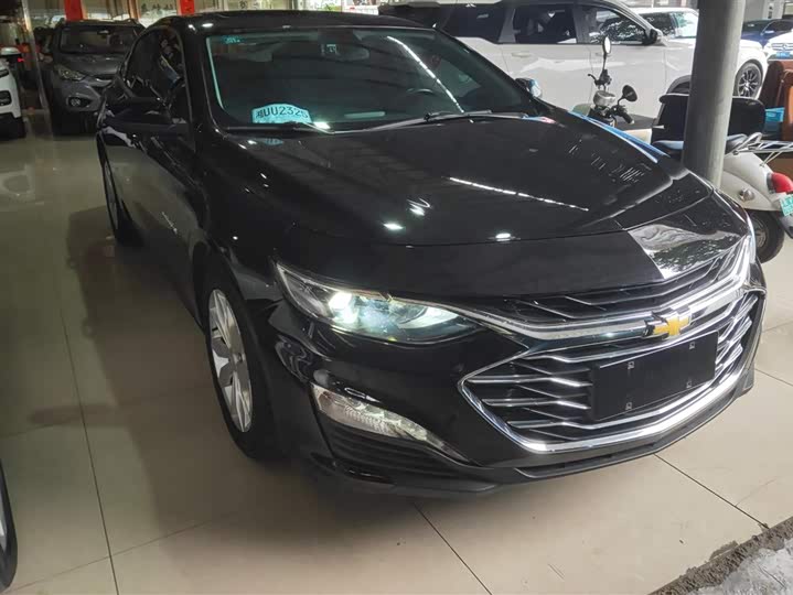Фото 2 - Chevrolet Malibu XL
