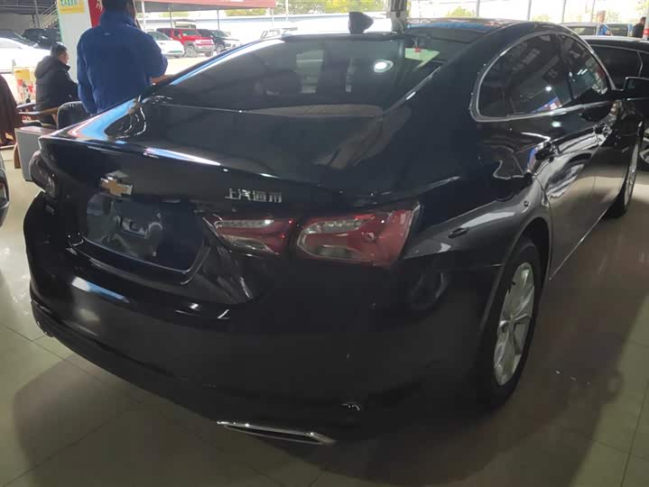 Фото 3 - Chevrolet Malibu XL