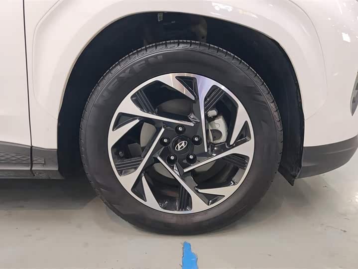 Фото 6 - Hyundai Custo