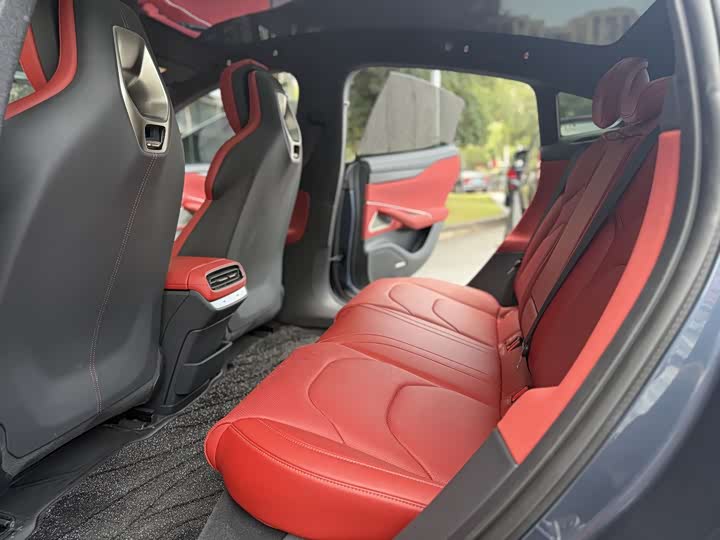 Фото 7 - Xiaomi SU7