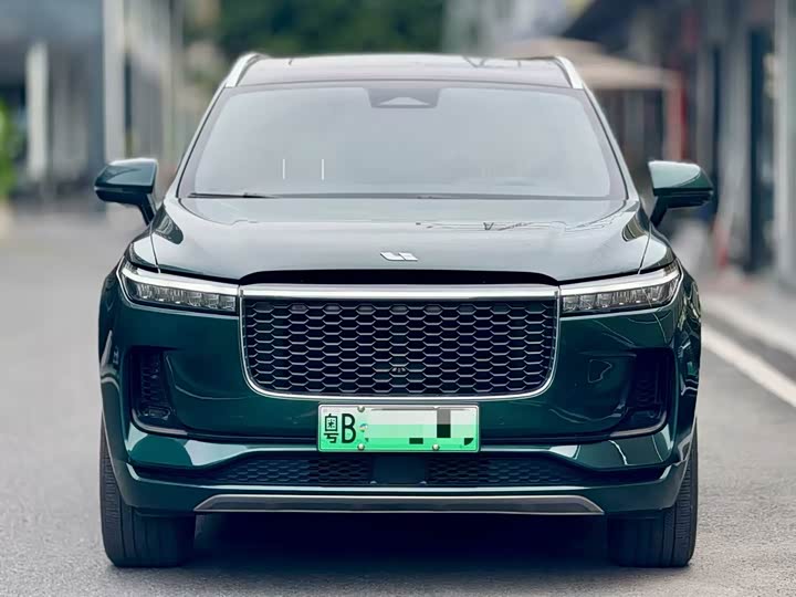 Фото 2 - LiXiang One