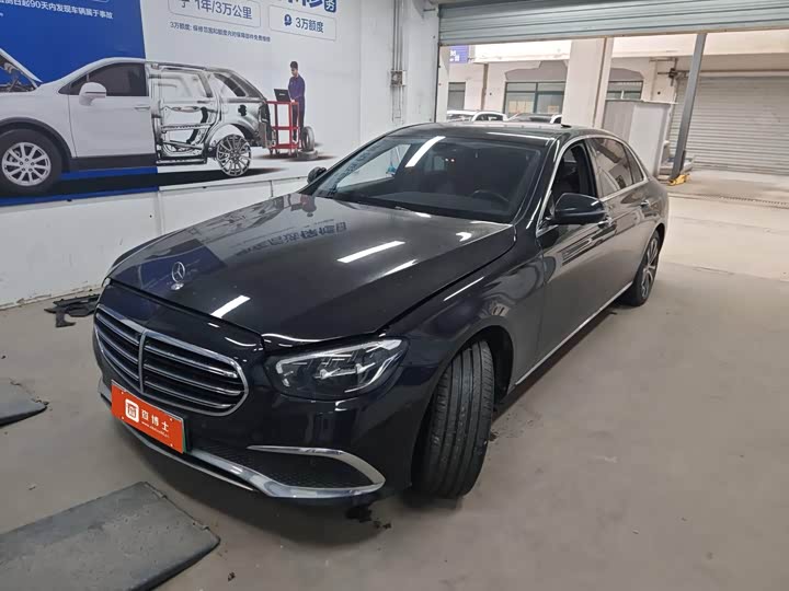 Фото 1 - Mercedes-Benz E-Class Hybrid