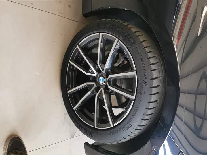 Photo 6 - BMW 3 Series