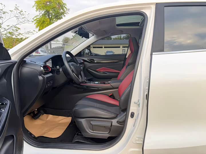 Фото 9 - Changan Oshan X5