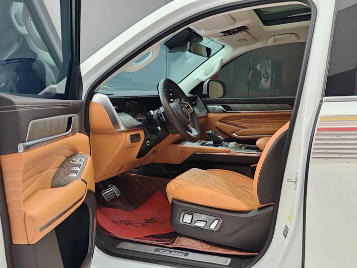 Фото 9 - Tank 500 Hybrid