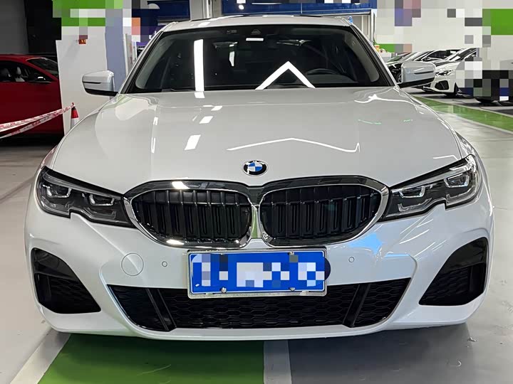 Фото 2 - BMW 3 Series