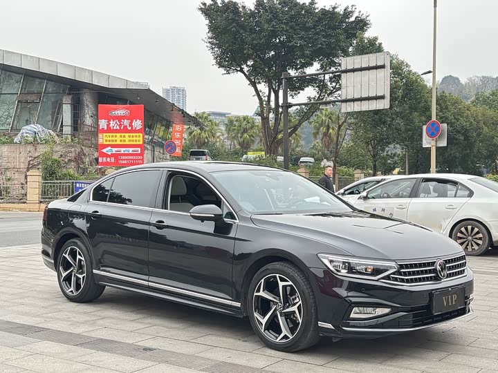 Фото 3 - Volkswagen Magotan