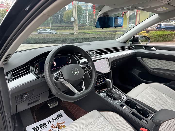 Фото 5 - Volkswagen Magotan