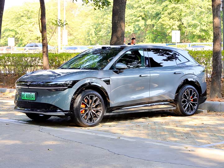 Фото 1 - Zeekr 7X