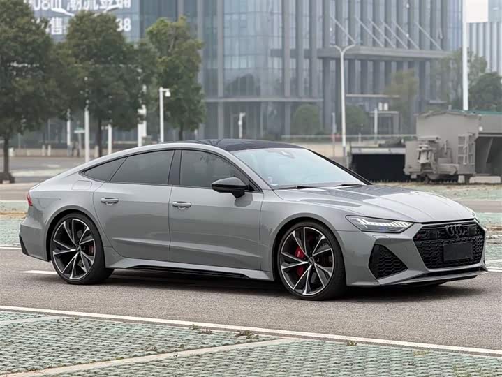 Фото 2 - Audi RS 7
