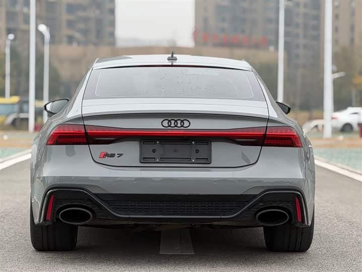 Фото 6 - Audi RS 7