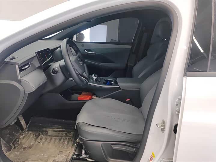 Фото 9 - BYD Qin Plus