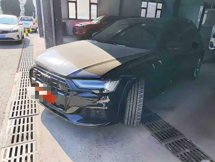 Фото 2 - Audi A6