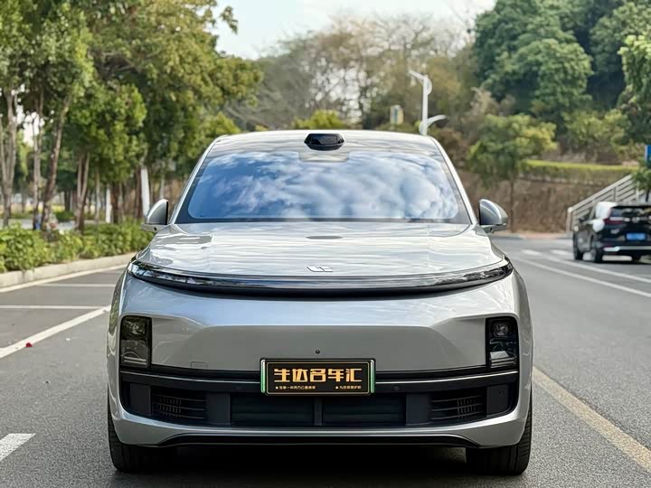 Фото 2 - LiXiang L9