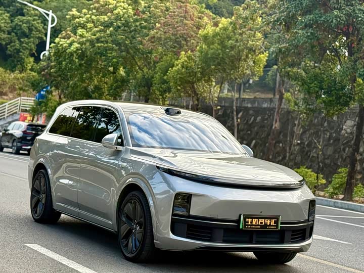 Фото 3 - LiXiang L9