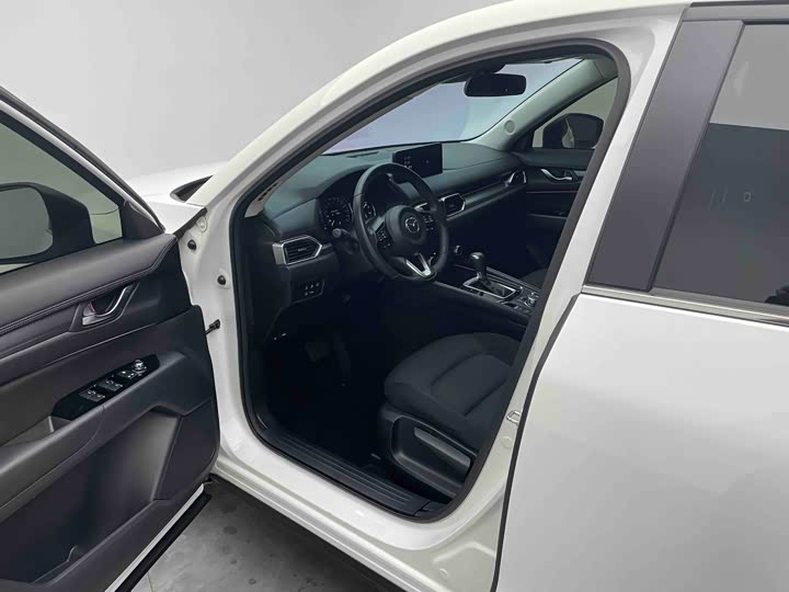 Фото 9 - Mazda CX-5