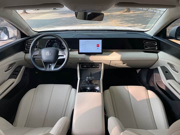 Фото 4 - BYD Qin L