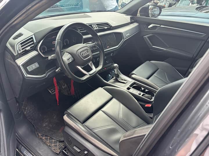 Фото 5 - Audi Q3
