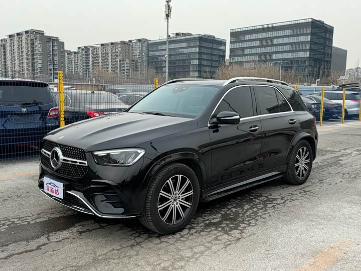 Фото 1 - Mercedes-Benz GLE-Class