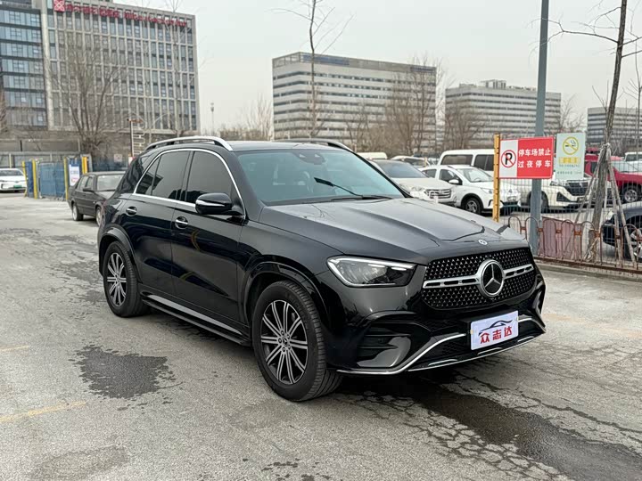 Фото 2 - Mercedes-Benz GLE-Class