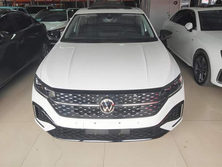 Фото 2 - Volkswagen Lavida