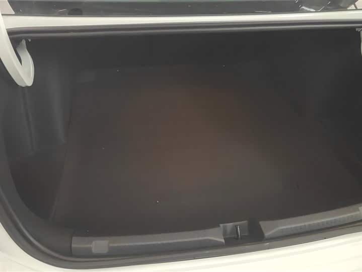 Фото 4 - Volkswagen Lavida