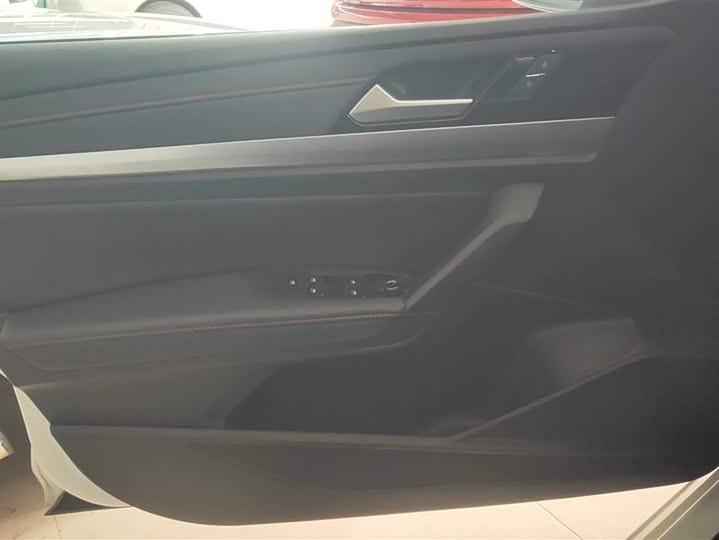 Фото 7 - Volkswagen Lavida